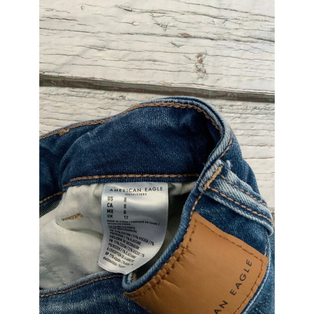 American Eagle Hi-Rise Shortie Distressed Denim Shorts Medium Wash Womens Size 8 - Picture 4 of 5